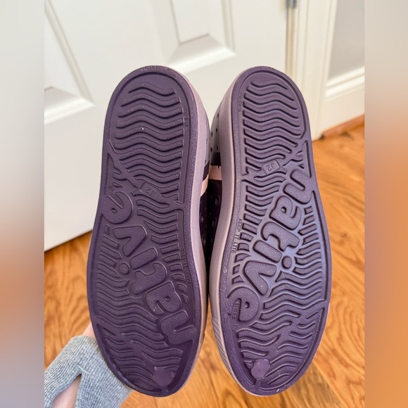 Native Shoes Girls Purple Jefferson Block Shoes size J2 - Picture 4 of 8